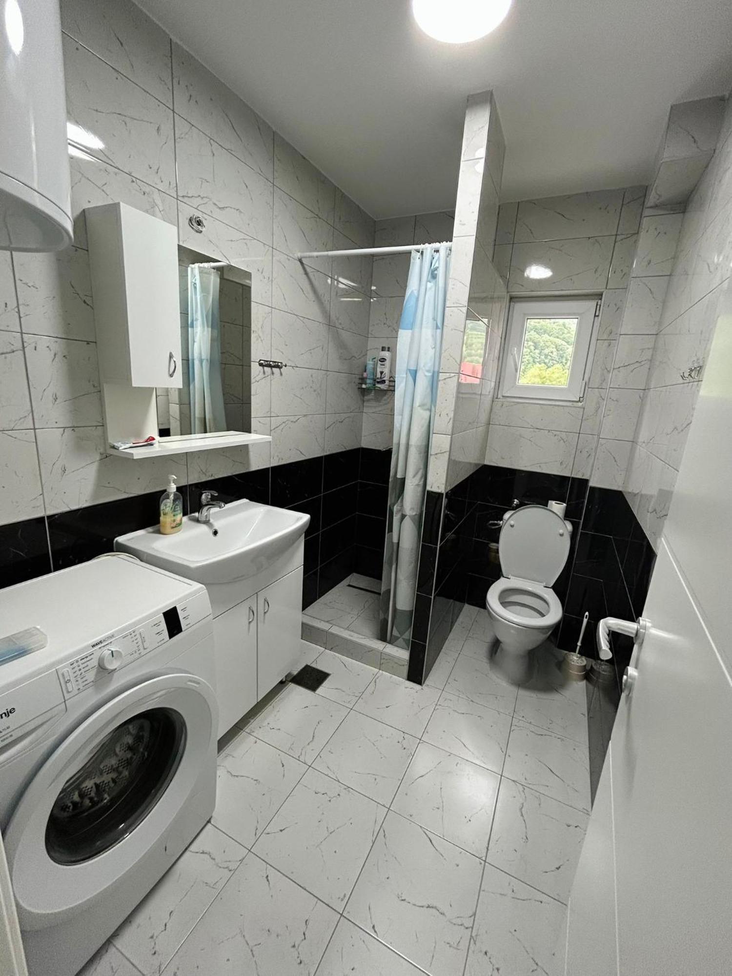 Zlatna Plaza Appartement Bratunac Buitenkant foto